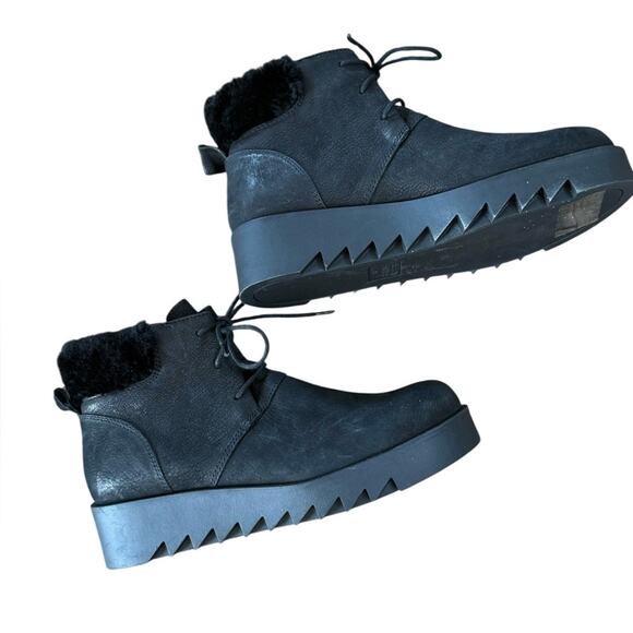 Eileen Fisher Kenille Genuine Shearling Trim Wedge Black Booties – 8.5 - Picture 3 of 6